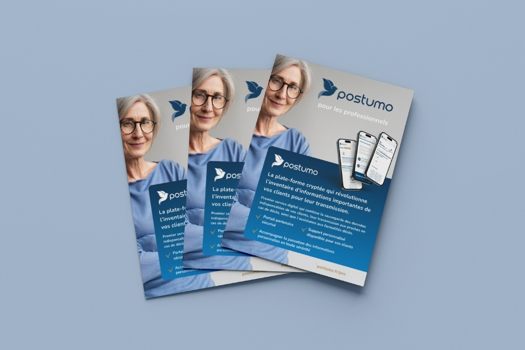 Mockup brochure Postumo 1 Rendre lisible l’essentiel : création d’une brochure B2B claire et rassurante 2026